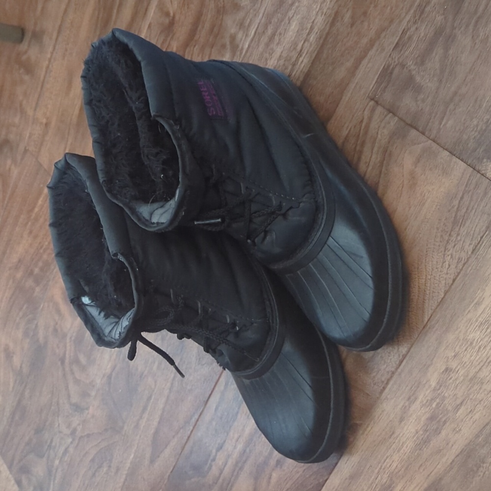 Black Sorel Winter Snow Boots